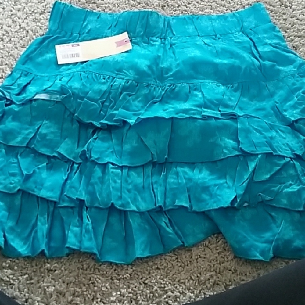 Super cute floral ruffle skirt